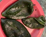 Foto del paso 2 de la receta: Rollo de chile poblado hojaldrado