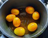 अंडा करी (anda curry recipe in marathi) रेसिपी स्टेप 3 फोटो 