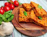 Foto del passaggio 4 della ricetta Sa costedda (focaccia sarda) 🍅🧄🌱
