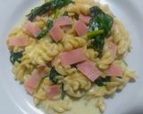 Foto del paso 3 de la receta: One pot pasta con espinaca, queso y jamón