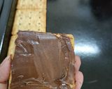 Gambar langkah 2 resipi Crispy Marshmallow melted with peanut chocolate.