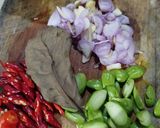 Foto langkah ke 1 dari resep Daun Melinjo Tumis Tahu Pete.
