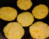A picture of step 2 of Corn tikki.