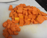 Foto del paso 1 de la receta: Crema de chayote y calabaza en thermomix