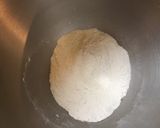 Une image de l'étape 1 de Pâte brisée au raisin blanc.