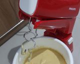 Foto langkah ke 2 dari resep Bluder Energen Vanilla (Empuk dan Lembut).