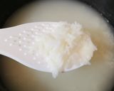 รูปขั้นตอนการทำที่ 4 ของ ข้าวต้มไก่ใส่ขิง
