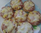 Foto del paso 5 de la receta: Mini pizzas de piña, jamón y queso