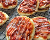 Foto langkah ke 6 dari resep Mini Pizza.