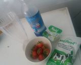 Hình bước làm 1 của món Yogurt 3 tầng