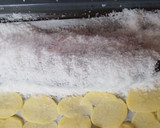 Foto del paso 3 de la receta: Lubina a la sal