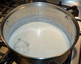 A picture of step 1 of Béchamel, Basic Sauce. Jon Style.