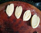 A picture of step 3 of Chiroti.
