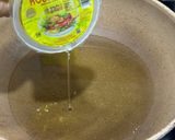 Foto langkah ke 4 dari resep Ayam Goreng Bawang Khas Batam.