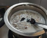 A picture of step 4 of Milk vermicelli dry fruits kheer.