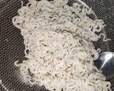 A picture of step 1 of Macaroni wali Maggi Noodles.