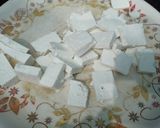A picture of step 8 of Palak paneer.