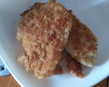 Foto del paso 3 de la receta: Pollo empanizado con queso en salsa de tomate