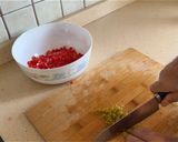 Foto del paso 3 de la receta Caballa marinada con picadillo fresco