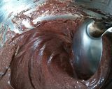 Foto langkah ke 5 dari resep Zebra Butter Cake.