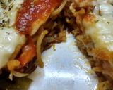 A picture of step 8 of Noodles pizza.