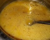 A picture of step 3 of Inda na puda (stuff egg omelette).