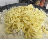 صورة لخطوة 8 من وصفة فتوتشيني الفريدو بلدجاج🍝