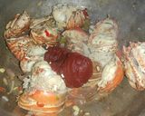 Foto del paso 3 de la receta: Langostas en salsa