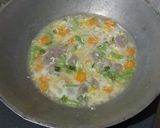 Foto langkah ke 5 dari resep Sup sayur bakso.
