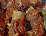 Foto langkah ke 4 dari resep Iga Sapi Gongso.