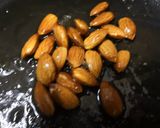 A picture of step 3 of Honey Glazed Almonds.