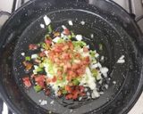 Foto del paso 1 de la receta: Arroz con butifarras banca y negra y verduras