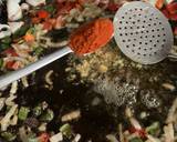 Foto del paso 9 de la receta Paella de frutos del mar con gambones congelados