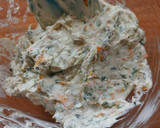 Foto del paso 6 de la receta: Bola de queso con flor de calabaza