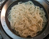 Foto del paso 3 de la receta: Ramen noodles con verduras y gambas