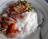 Foto langkah ke 5 dari resep Oseng Cumi Pedas.