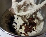 Foto del paso 5 de la receta: Pan centeno integral con nueces+almendras+chía+arándanos y pasas!!!