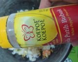 Foto langkah ke 5 dari resep Nasi Goreng Putih.