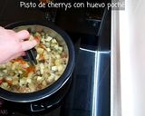 Foto del paso 5 de la receta: Pisto de Cherry con Huevo Poché