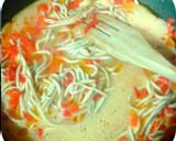 Foto del paso 4 de la receta: Revuelto de gulas y pimiento