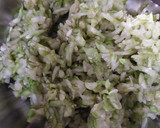 लौकी की बर्फी(lauki ki barfi recipe in hindi) रेसिपी चरण 2 फोटो