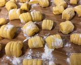 Une image de l'étape 3 de Gnocchis butternut.