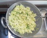 स्टीम वेज मोमोज(Steam veg momos recipe in Hindi) रेसिपी चरण 2 फोटो