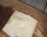 Foto langkah ke 4 dari resep Martabak telur isi daging sapi.