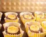 Foto langkah ke 6 dari resep Mini Choco Banana Bread.