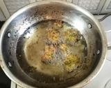 A picture of step 7 of Thotakura vada.