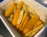 Une image de l'étape 5 de Courgettes jaunes marinées grillées aux graines de nigelle (recette plancha).