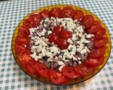 Une image de l'étape 12 de Salade de betteraves et tomates à la feta et oignon rouge.