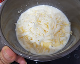 Foto del paso 3 de la receta: Salsa blanca de espinaca, tocineta y cebolla