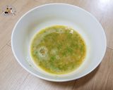 Hình bước làm 1 của món Nấm kim châm tẩm trứng rán 팽이버섯 전